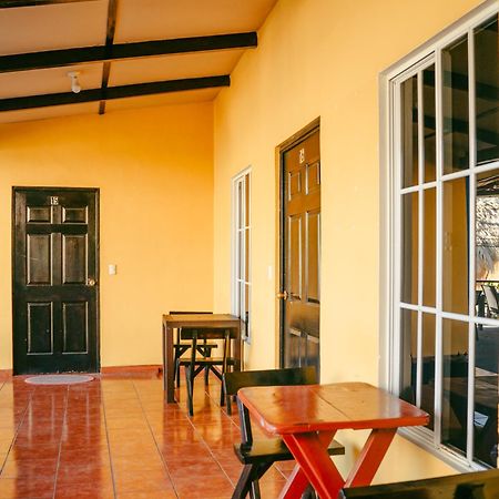 Papaya Lodge La Libertad Exteriér fotografie